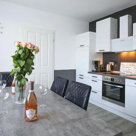 Am Ostedeich-3 By Interhome Daire